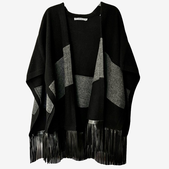 PH5 Pure Wool Oversized Square Cape Sweater Poncho with Fringe Bottom S Boho - Picture 14 of 16
